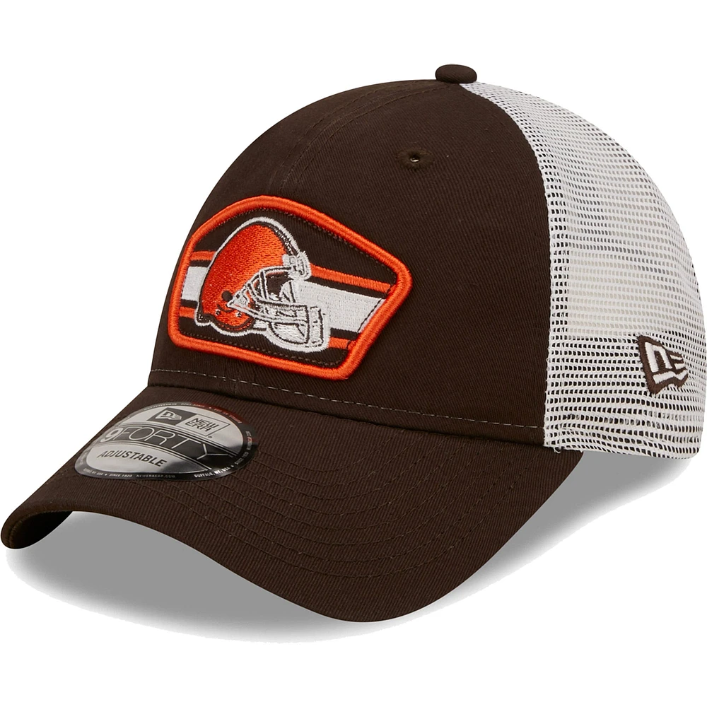 NWE BROWNS BRUN AVEC LOGO NFL PATCH TRUCKER 9FORTY HATMENSTR