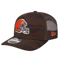 Casquette ajustable extensible à boutons-pression Cleveland Browns Adventure Camo Trucker 9SEVENTY de New Era pour homme