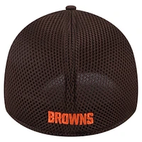 Men's New Era  Brown Cleveland Browns Game Day Linear 39THIRTY Flex Hat