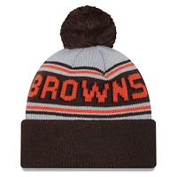 Bonnet en tricot à revers principal Cleveland Browns New Era marron avec pompon pour hommes