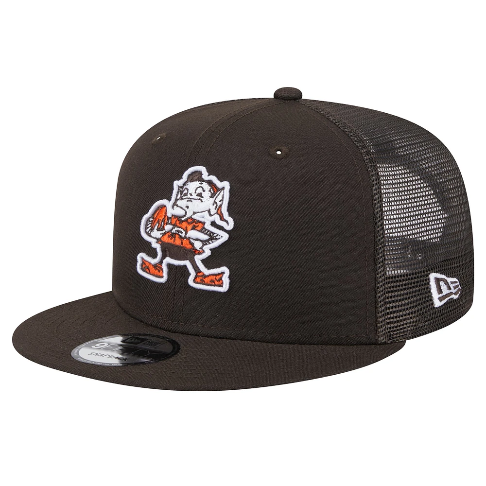 Men's New Era Brown Cleveland Browns Throwback Main Trucker 9FIFTY Snapback Hat