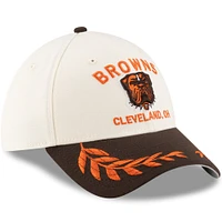 Men's New Era  Cream/Brown Cleveland Browns 2025 NFL Draft 39THIRTY Flex Hat
