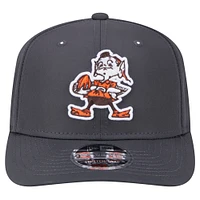 Casquette extensible à boutons-pression New Era Graphite Cleveland Browns Main 9SEVENTY pour homme