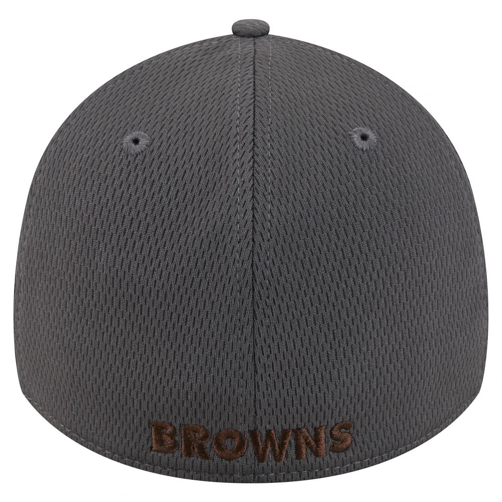 Casquette New Era 39THIRTY Flex graphite Cleveland Browns pour homme avec logo rétro