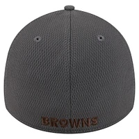 Casquette New Era 39THIRTY Flex graphite Cleveland Browns pour homme avec logo rétro