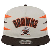 Casquette de golf athlétique à visière snapback Cleveland Browns de New Era pour homme, couleur pierre/marron