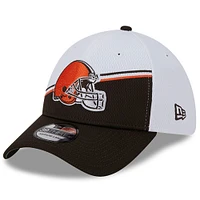 Casquette flex 2023 Sideline 39THIRTY des Cleveland Browns New Era pour homme