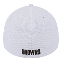 Men's New Era White Cleveland Browns Active 39THIRTY Flex Hat