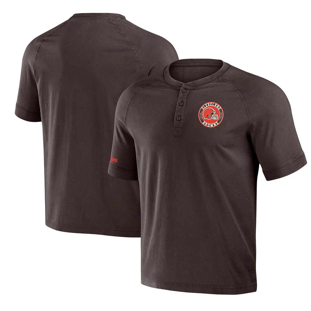 T-shirt Henley délavé marron Cleveland Browns NFL x Darius Rucker pour homme de la collection Fanatics