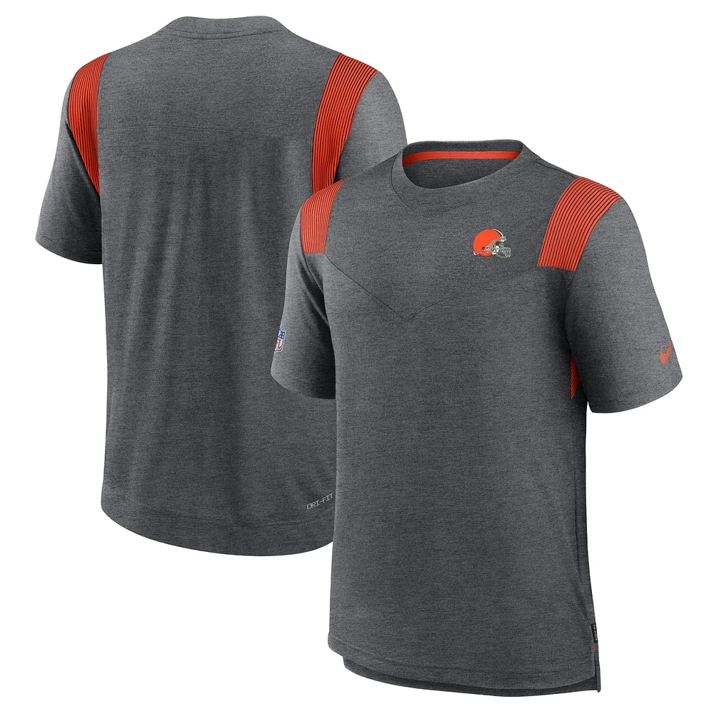 T-shirt de joueur Nike Heather Charcoal Cleveland Browns Sideline Logo ton sur pour homme