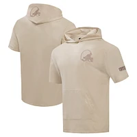 Sweat à capuche manches courtes pour homme Pro Standard Tan Cleveland Browns Neutrals Capsule