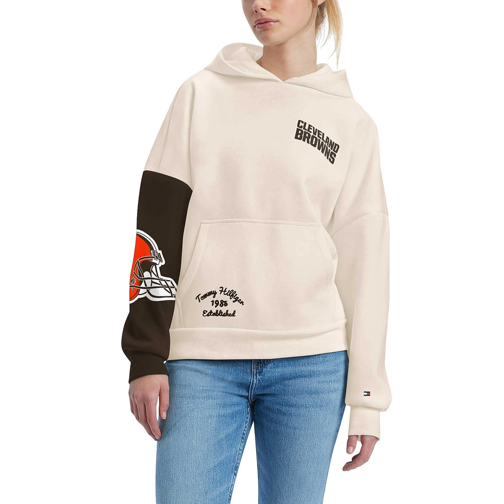 Sweat à capuche Tommy Hilfiger crème/marron pour femmes Cleveland Browns Harriet