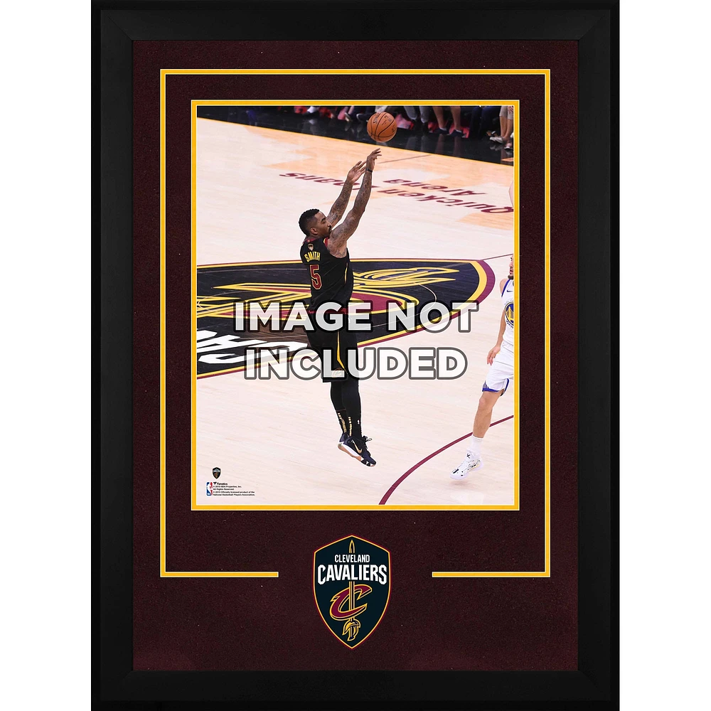 Cadre vertical de luxe Cleveland Cavaliers 16" x 20" avec logo de l'équipe