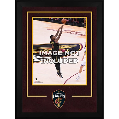 Cadre vertical de luxe Cleveland Cavaliers 16" x 20" avec logo de l'équipe