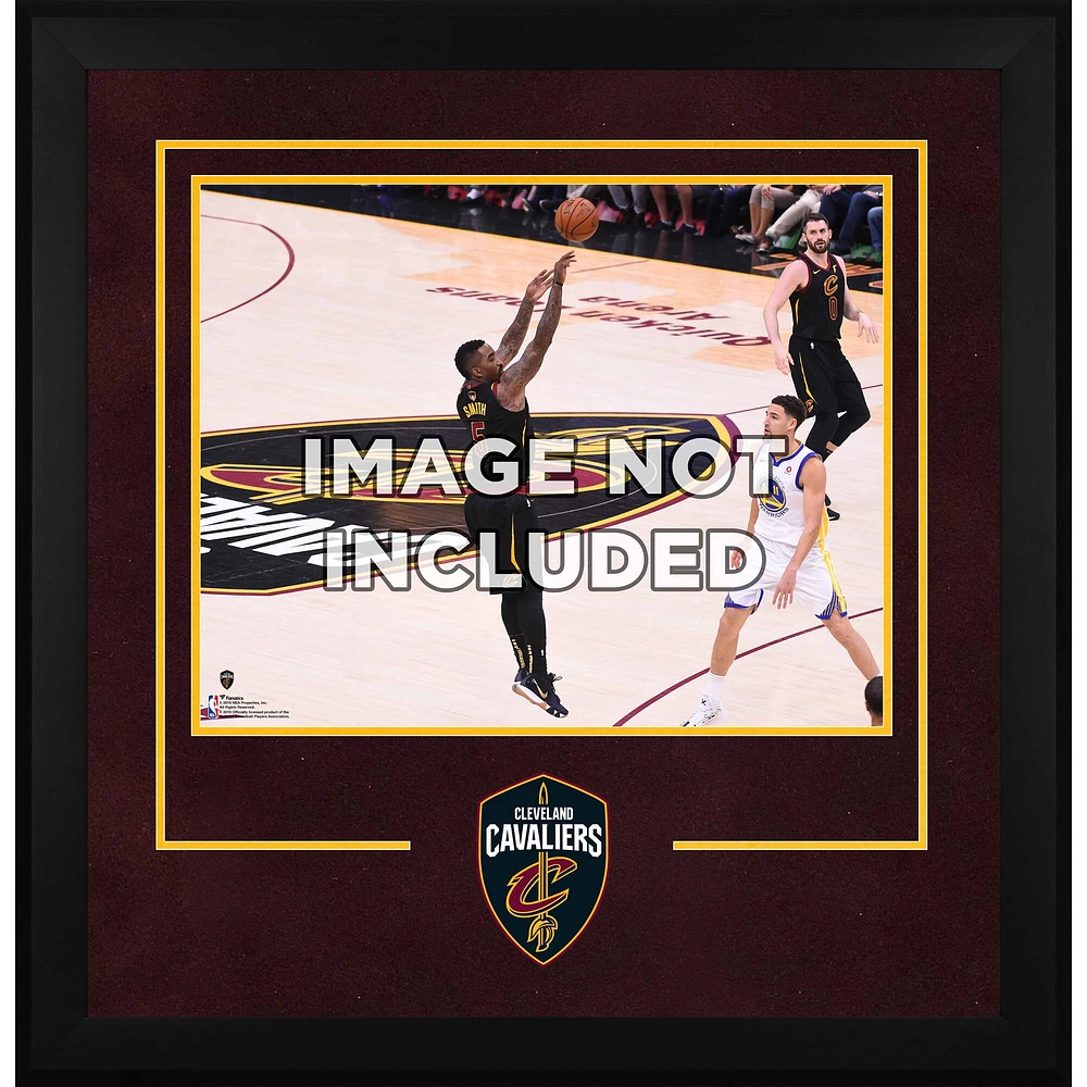 Cadre d'installation horizontal de luxe Cleveland Cavaliers 16" x 20" avec logo de l'équipe