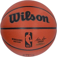 Ballon de basket-ball intérieur/extérieur Wilson autographié par Donovan Mitchell des Cleveland Cavaliers