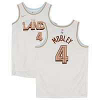 Maillot Swingman Nike City Edition 2022-23 blanc dédicacé par Evan Mobley des Cleveland Cavaliers avec inscription « Let Em Know »