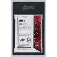 Carte Panini Excalibur Dunk Company Materials Relic #4 SGC 8.5 authentifiée LeBron James Cleveland Cavaliers 2014-15
