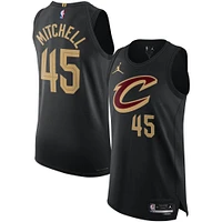 Maillot de joueur authentique Jordan Brand Donovan Mitchell noir des Cleveland Cavaliers pour hommes - Édition Statement