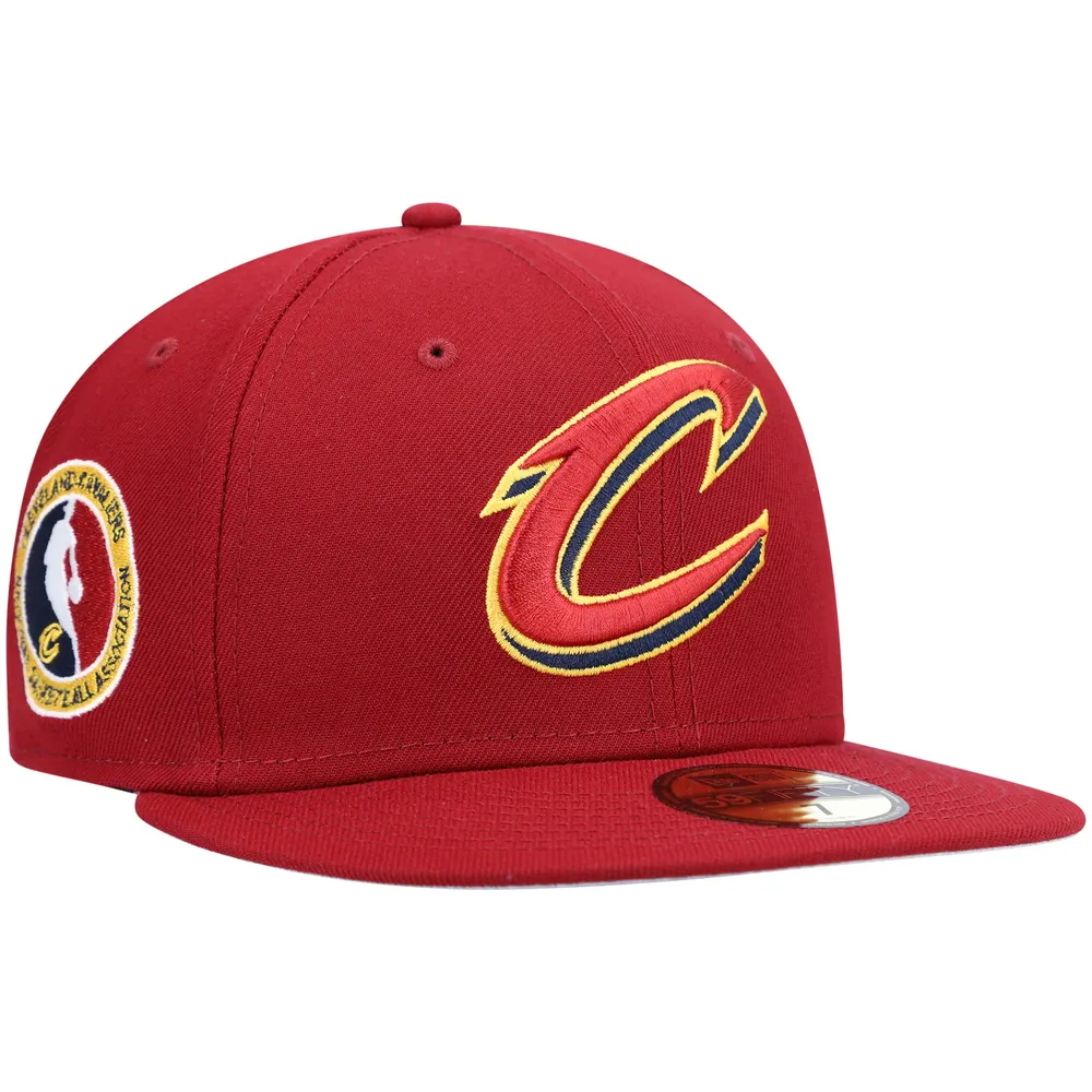 wrijving versieren Klap Lids Cleveland Cavaliers New Era Team Logoman 59FIFTY Fitted Hat - Wine |  Pueblo Mall