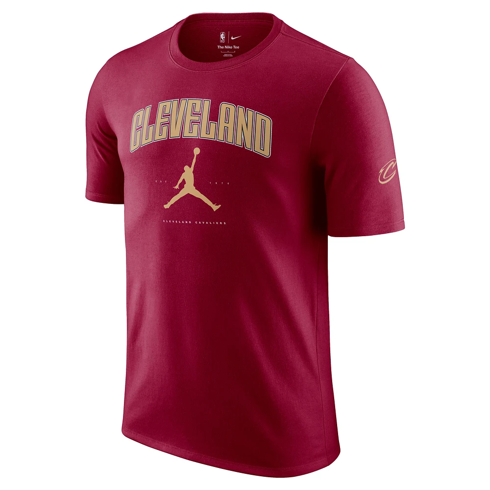 T-shirt unisexe Jordan Brand Wine Cleveland Cavaliers Essential Cities