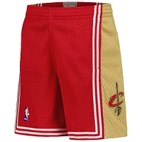 Youth Mitchell & Ness Wine Cleveland Cavaliers Hardwood Classics Swingman Shorts