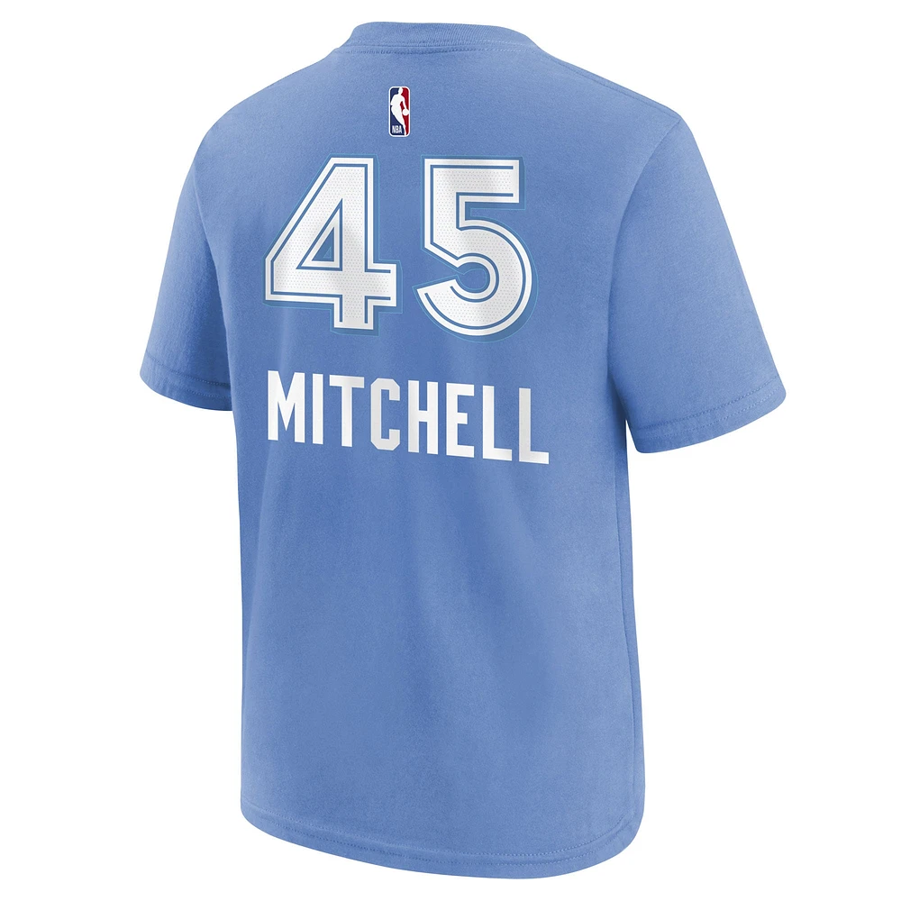 T-shirt Nike Donovan Mitchell bleu clair Cleveland Cavaliers 2024/25 City Edition avec nom et numéro pour jeune