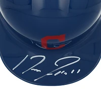 Mini casque de frappeur autographié par Jose Ramirez des Cleveland Guardians