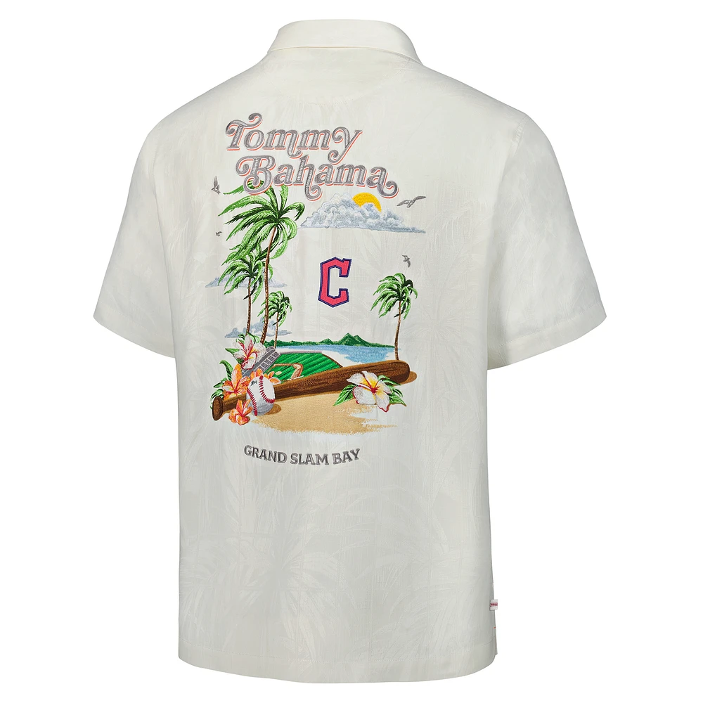 Chemise boutonnée blanche Tommy Bahama Cleveland Guardians Grand Slam Bay Camp pour homme