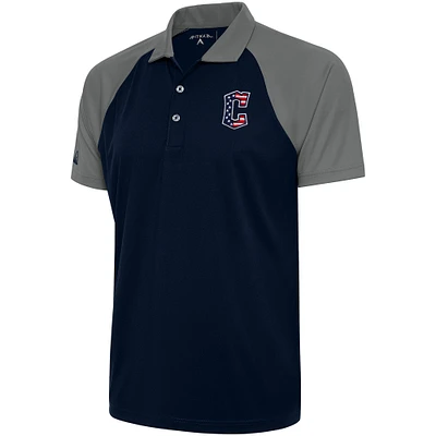 Polo Patriotic Nova bleu marine/acier Antigua pour homme des Cleveland Guardians