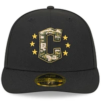 Casquette ajustée 59FIFTY à profil bas pour la Journée des forces armées 2024 Cleveland Guardians New Era noire hommes