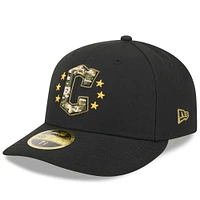 Casquette ajustée 59FIFTY à profil bas pour la Journée des forces armées 2024 Cleveland Guardians New Era noire hommes