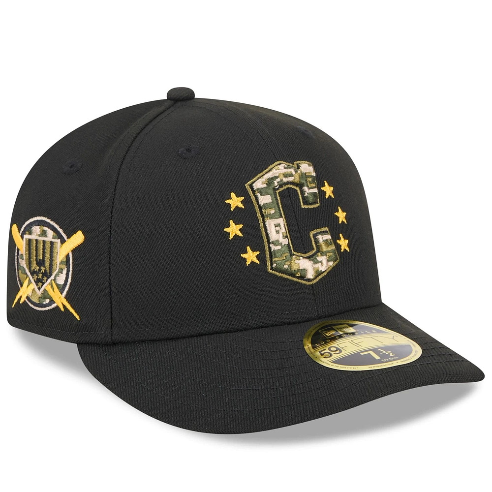 Casquette ajustée 59FIFTY à profil bas pour la Journée des forces armées 2024 Cleveland Guardians New Era noire hommes