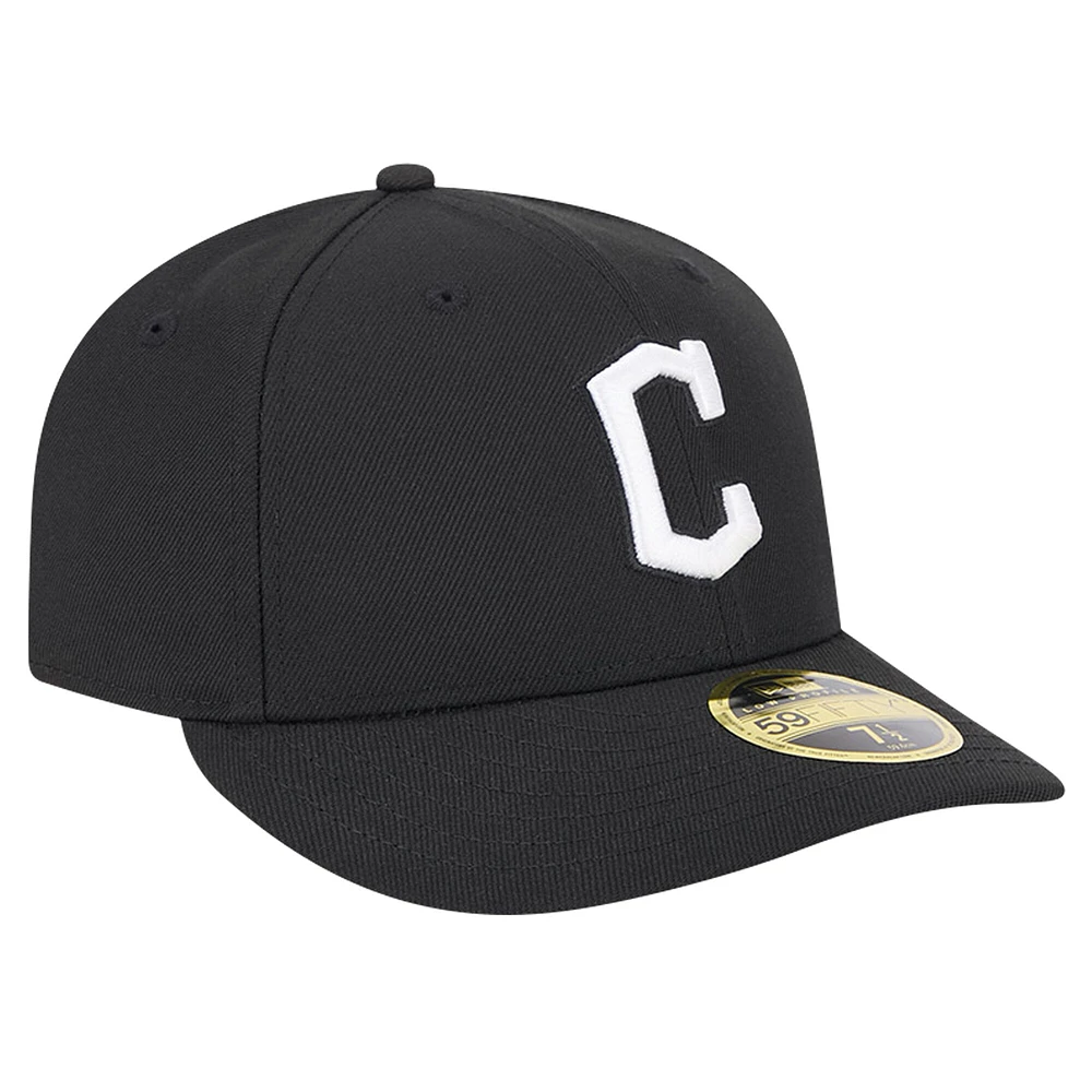 Casquette ajustée 59FIFTY à profil bas des Cleveland Guardians New Era pour hommes, noire