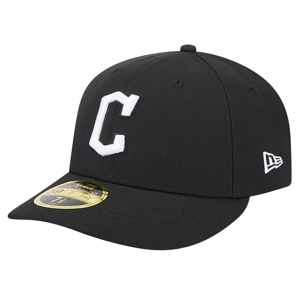 Casquette ajustée 59FIFTY à profil bas des Cleveland Guardians New Era pour hommes, noire