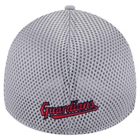 Men's New Era  Gray Cleveland Guardians Linear 39THIRTY Flex-Fit Hat