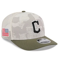 Casquette extensible à boutons-pression 9SEVENTY pour homme, couleur beige clair/olive, Cleveland Guardians 2025, Armed Forces Day, New Era