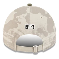 Casquette ajustable 9TWENTY pour homme, beige clair/olive, Cleveland Guardians 2025, Armed Forces Day