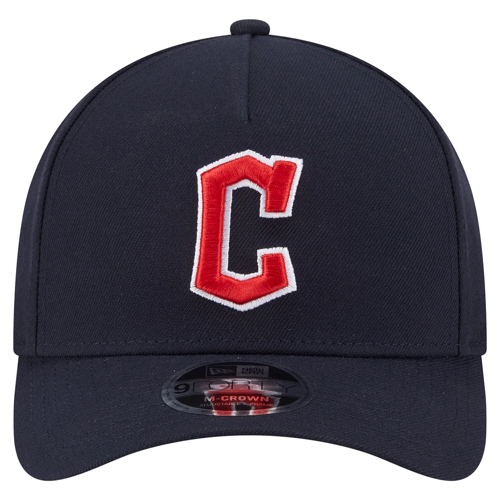 Casquette ajustable Cleveland Guardians 9FORTY M-Crown New Era pour homme bleu marine