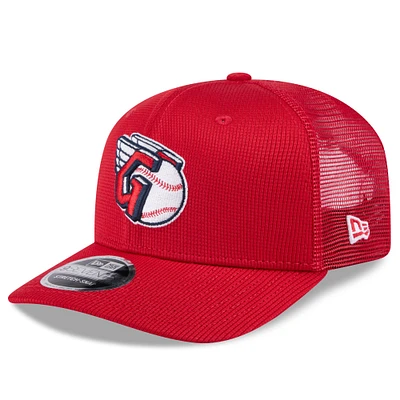Men's New Era  Red Cleveland Guardians 2025 Spring Training 9SEVENTY Stretch-Snap Trucker Hat