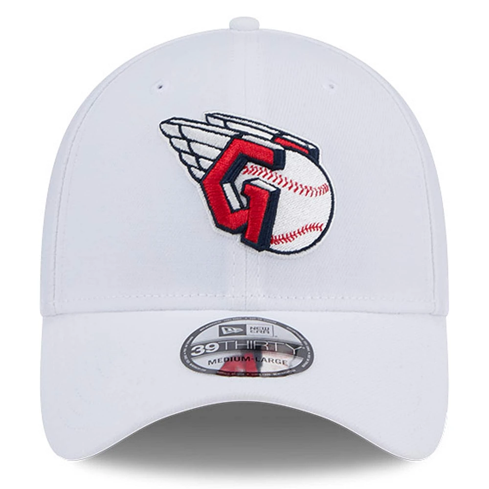 Men's New Era White Cleveland Guardians 39THIRTY Flex Hat