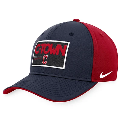 Casquette Snapback Performance Nike Cleveland Guardians Classic99 Colorblock Bleu Marine/Rouge pour Homme