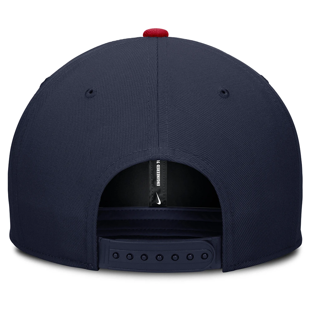 Men's Nike Navy/Red Cleveland Guardians Pro Performance Snapback Hat