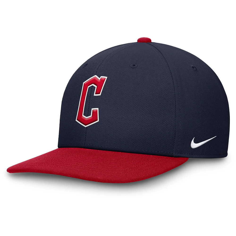 Men's Nike Navy/Red Cleveland Guardians Pro Performance Snapback Hat