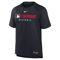 T-shirt de performance Nike bleu marine Cleveland Guardians Authentic Collection Pregame Raglan pour homme