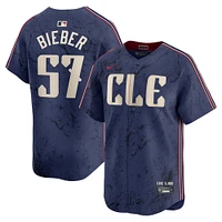 Maillot de joueur Nike Shane Bieber bleu marine des Cleveland Guardians City Connect Limited pour homme