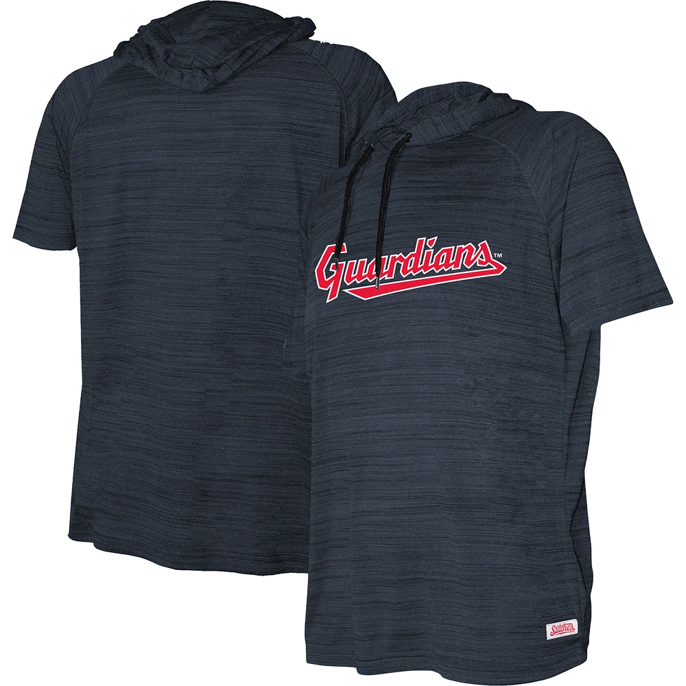 Chandail à capuchon manches courtes raglan Stitches Heather Navy Cleveland Guardians pour jeune