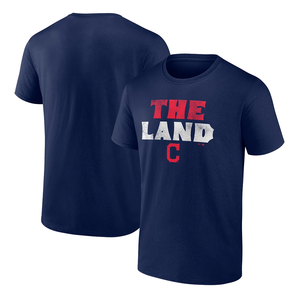 T-shirt The Land de la collection Hometown des Cleveland Indians Fanatics pour hommes, bleu marine