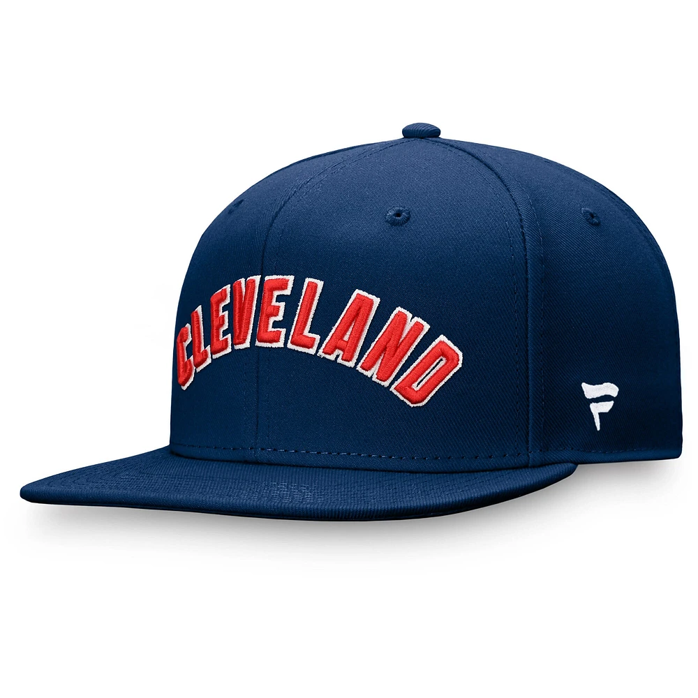 Casquette ajustée Fanatics Navy Cleveland Indians Team Core pour hommes