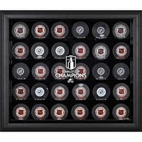 Vitrine de présentation avec cadre noir pour 30 rondelles et logo des champions de la Coupe Stanley 2022 de l'Avalanche du Colorado